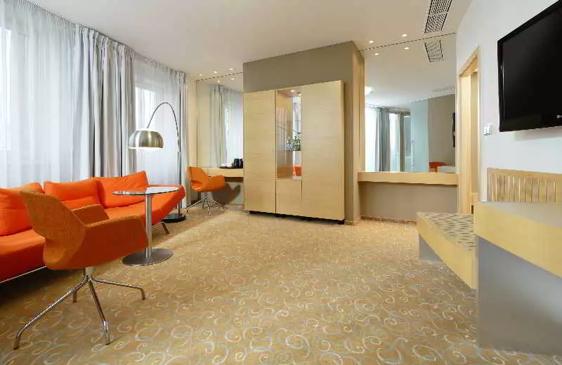 Отель Orea Atrium