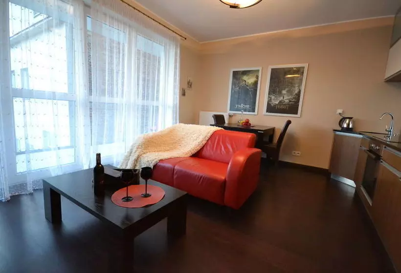 هتل Senator Warsaw Apartments