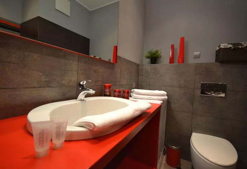 هتل Senator Warsaw Apartments