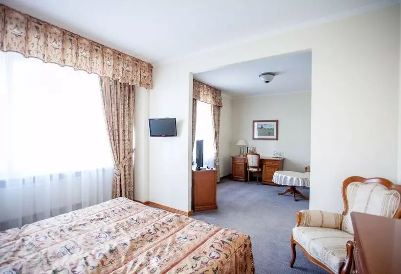 בית מלון כפרי Szydłowski