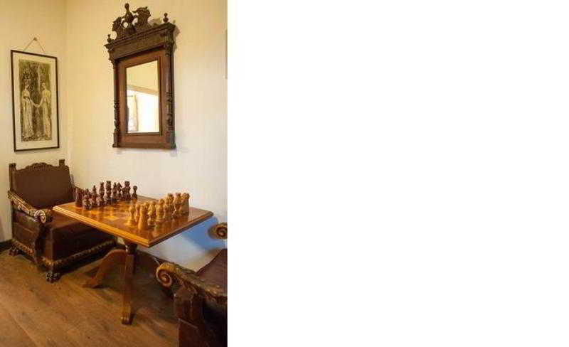 فندق The Seasons