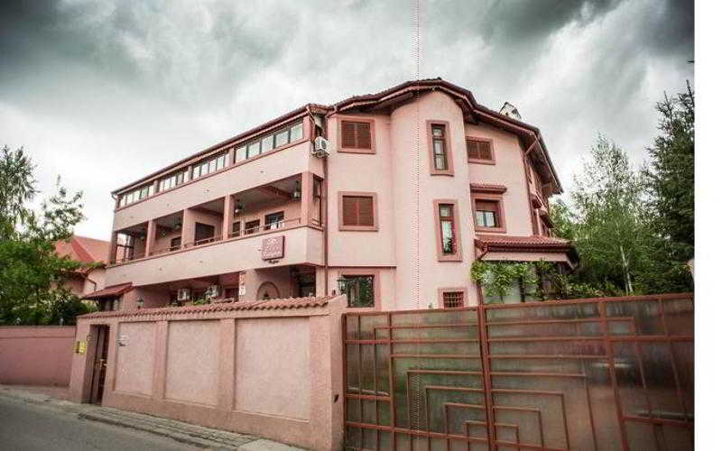 فندق The Seasons