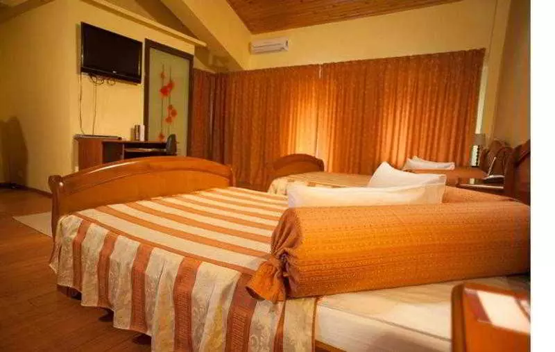 فندق The Seasons