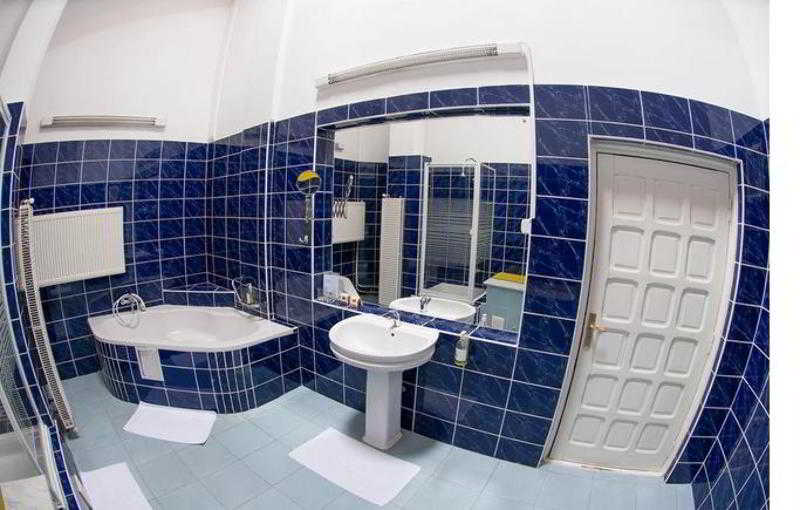 فندق The Seasons