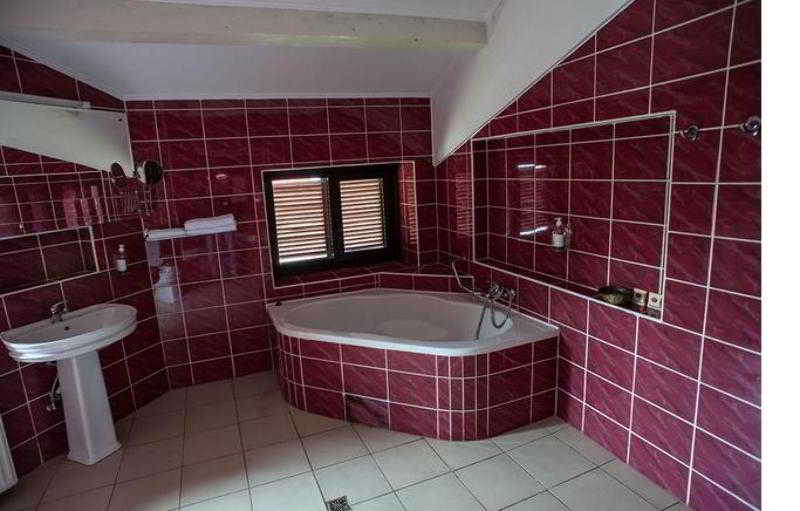 فندق The Seasons