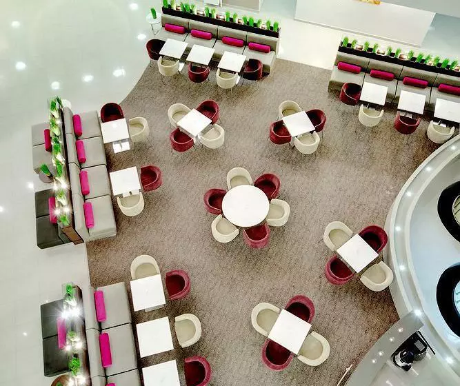 هتل Tulip Inn Omega Sochi