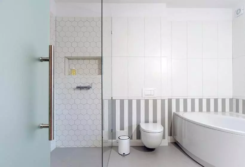 هتل Zamek Księża Góra