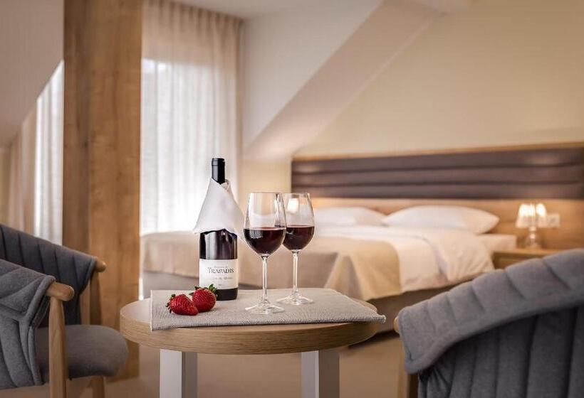 Отель Zamek Księża Góra