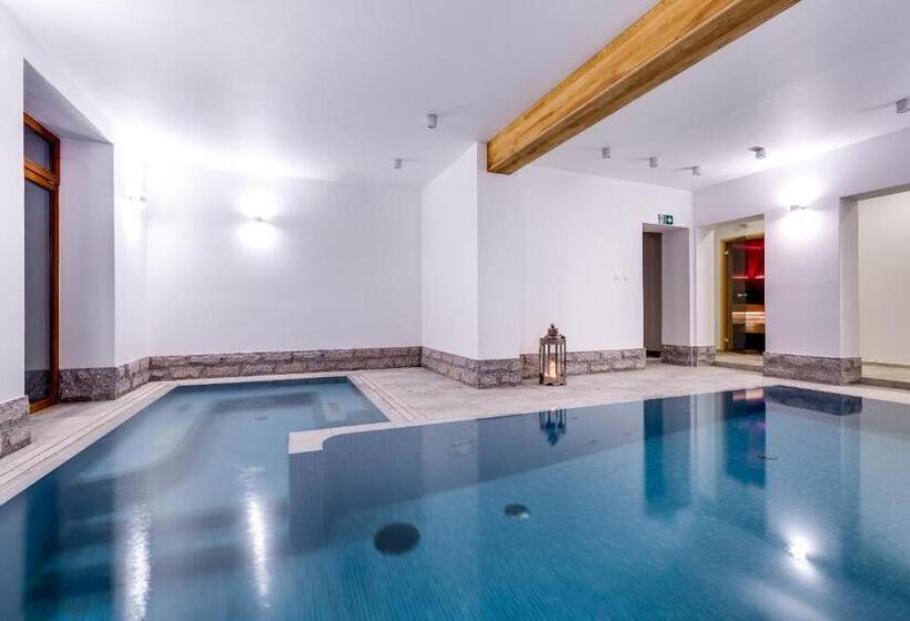 Отель Zamek Księża Góra