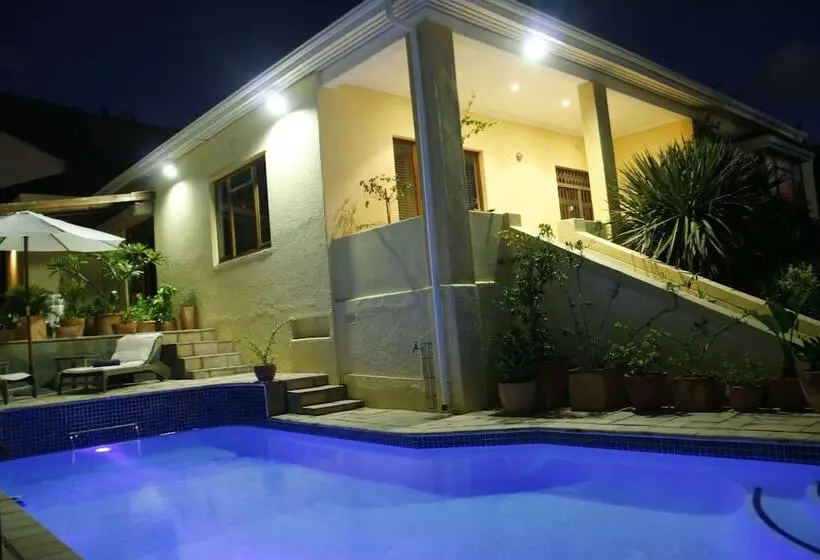 Loloho Lodge   24h Solar Power