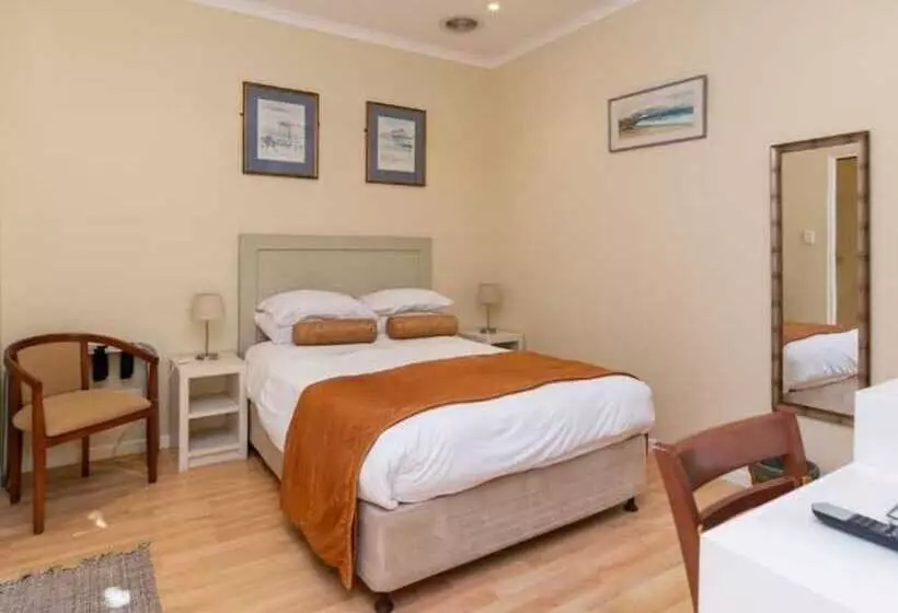 Loloho Lodge   24h Solar Power