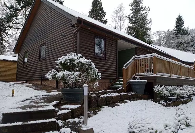 Charming Lodge,cosy, Comfortable,ideal Location