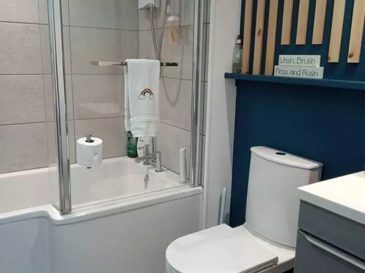 Charming Lodge,cosy, Comfortable,ideal Location