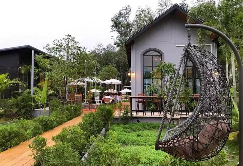 ホテル Les Palm Taraburi Pool Villa