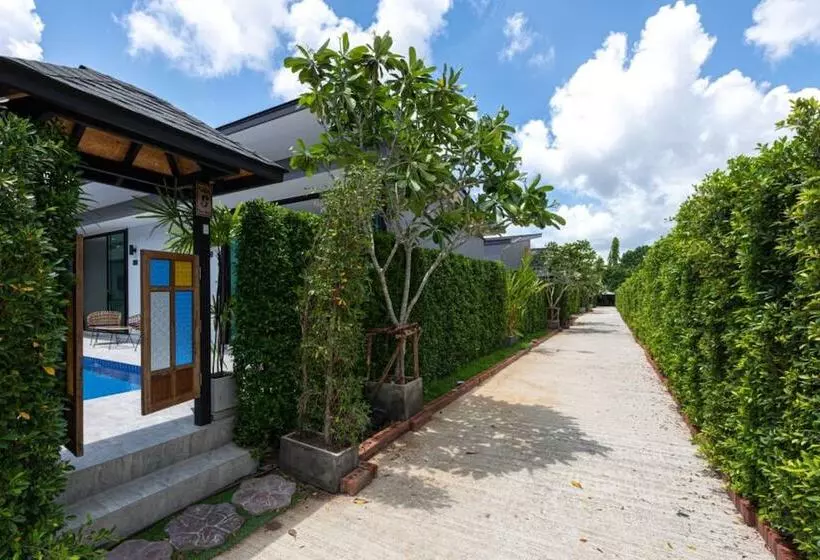 ホテル Les Palm Taraburi Pool Villa