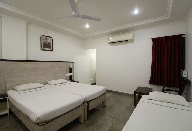 The Hotel Temple View