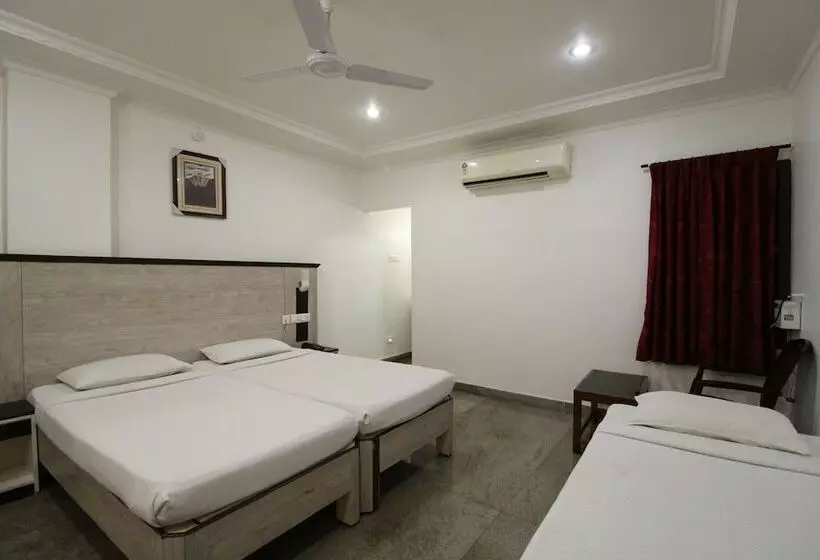 The Hotel Temple View