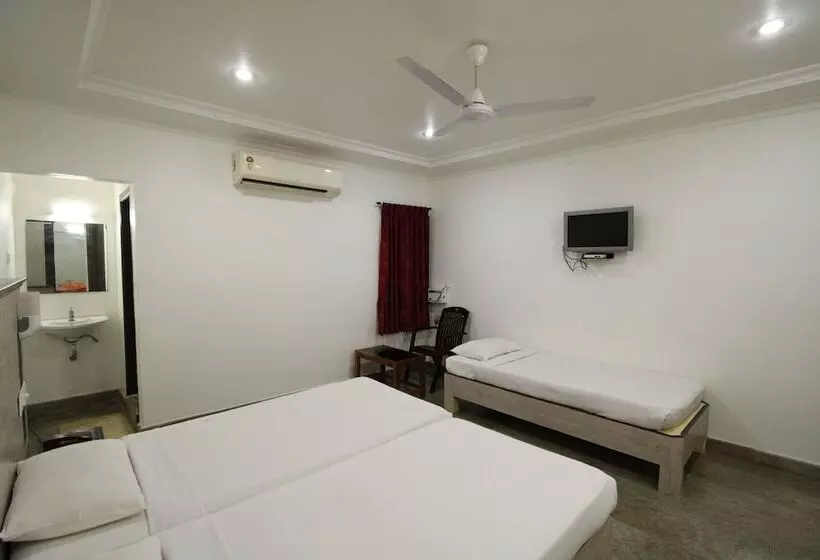 The Hotel Temple View