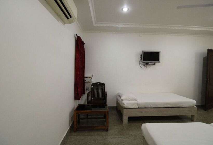 The Hotel Temple View