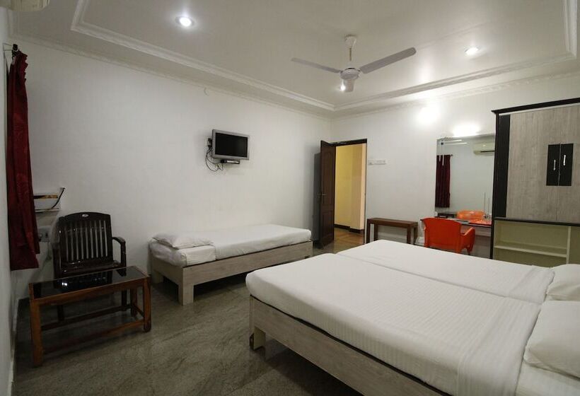 The Hotel Temple View