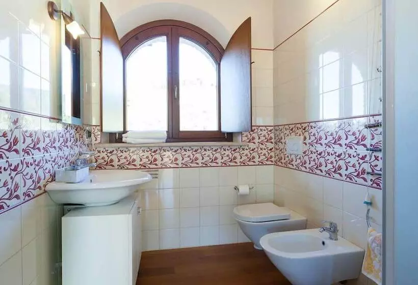 Residenssi Beautiful 4 Bed House In Urbino In The Marche