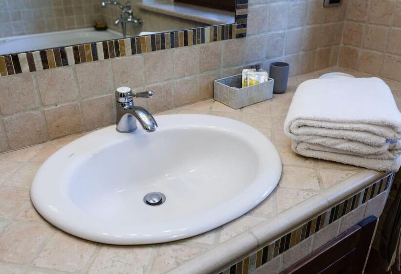 Rezidans Beautiful 4 Bed House In Urbino In The Marche