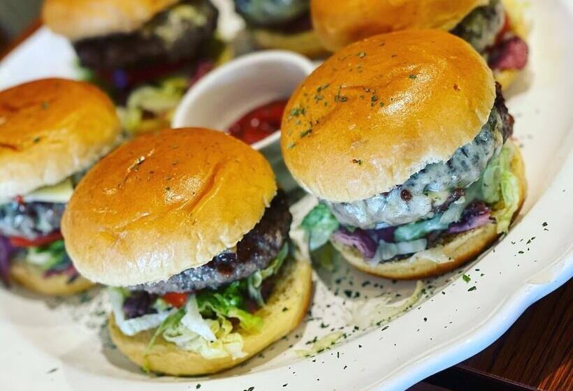 住宿加早餐  White Stag Lodge