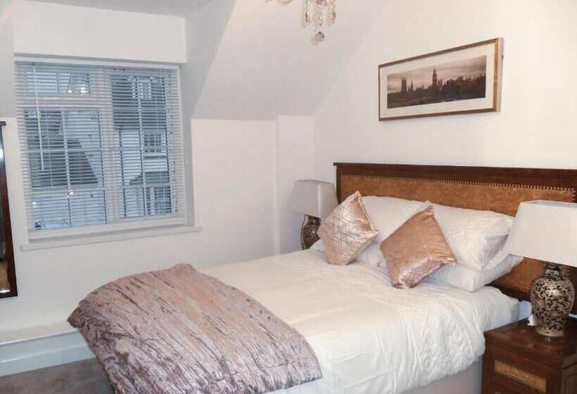 住宿加早餐  White Stag Lodge