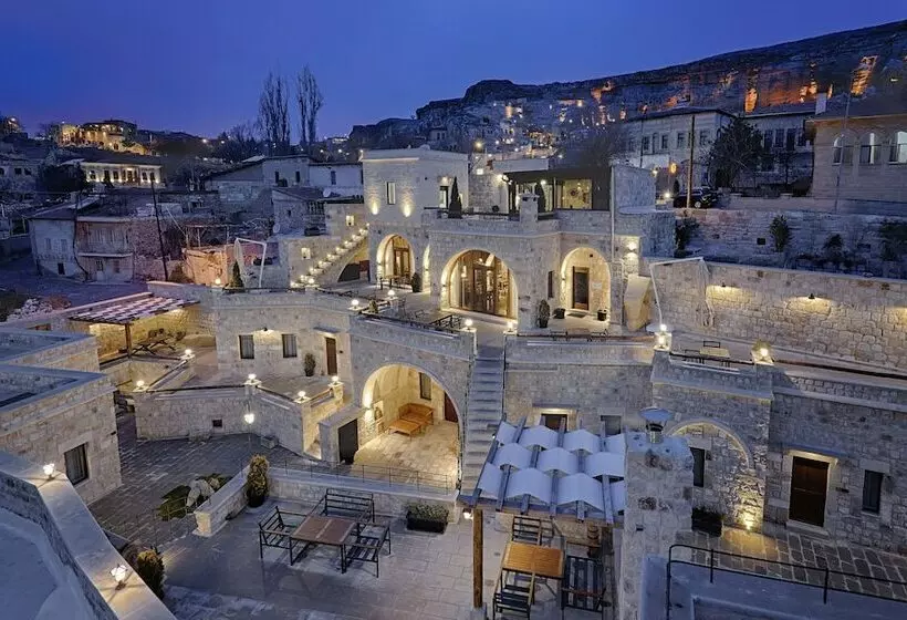 ホテル Solem Cave Suites