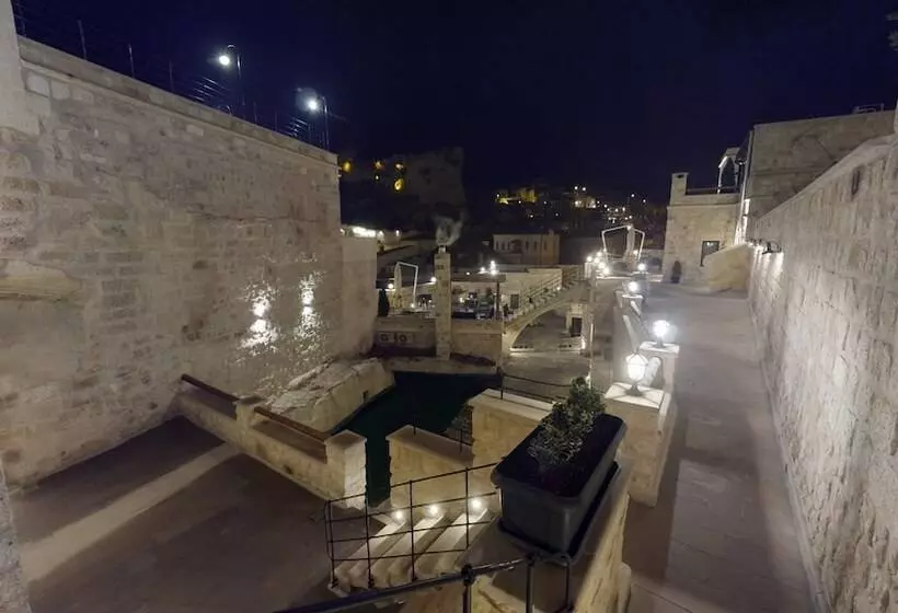 ホテル Solem Cave Suites