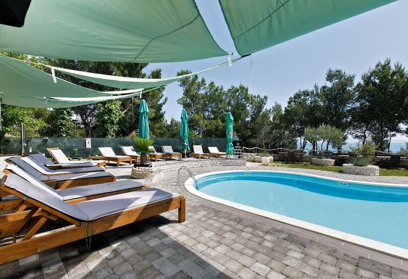 پانسیون Room In Guest Room Comfy Apartments Next To The Beach