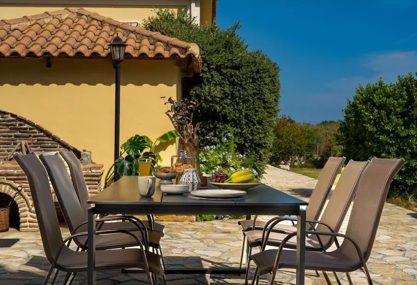 Villa Dionysios