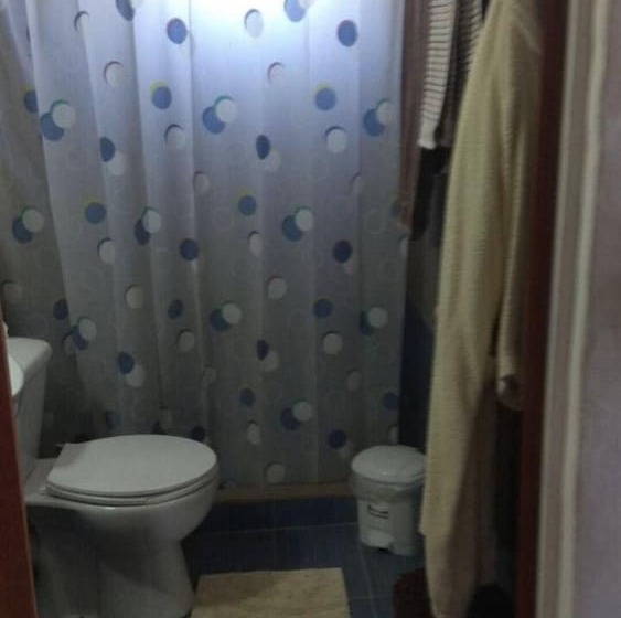 Farmhouses. 5 Guests 2 Bedrooms 3 Beds1 Bathroom