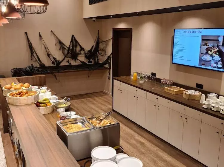 ホテル Pegard Andenne Centre