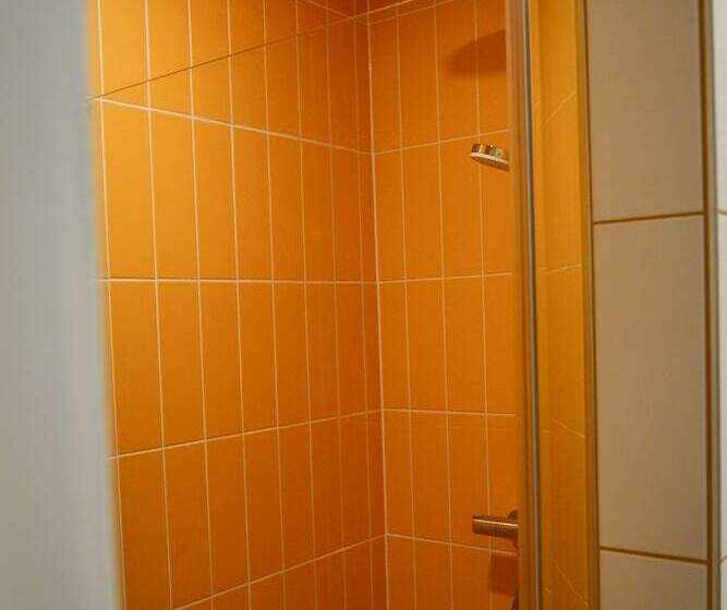 호텔 Pegard Andenne Centre