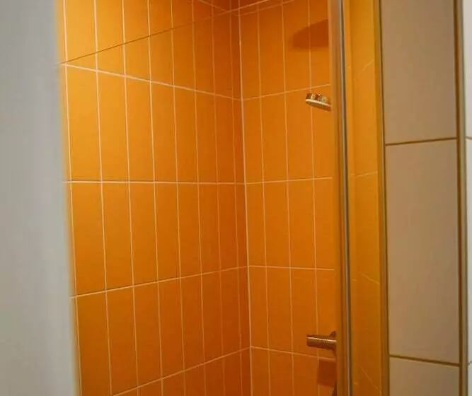 ホテル Pegard Andenne Centre