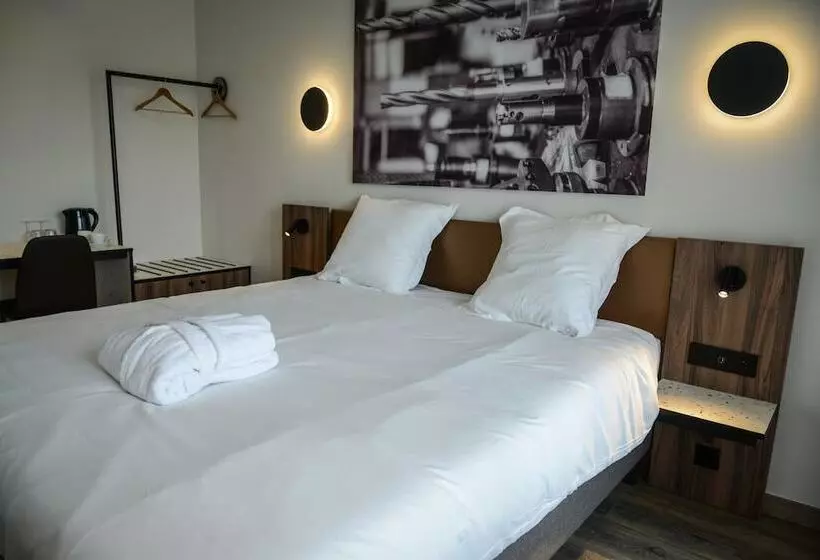 ホテル Pegard Andenne Centre