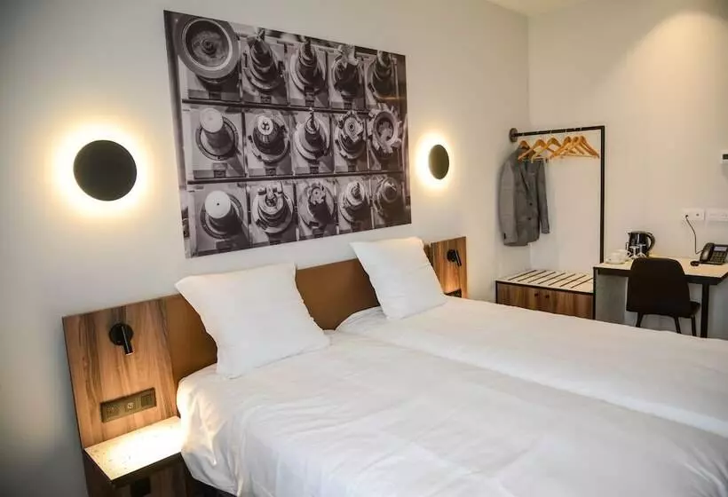 ホテル Pegard Andenne Centre