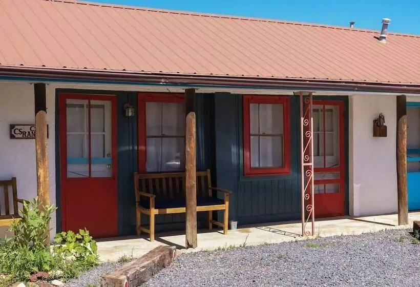 Motelli Hikers Cimarron Inn & Rv Park