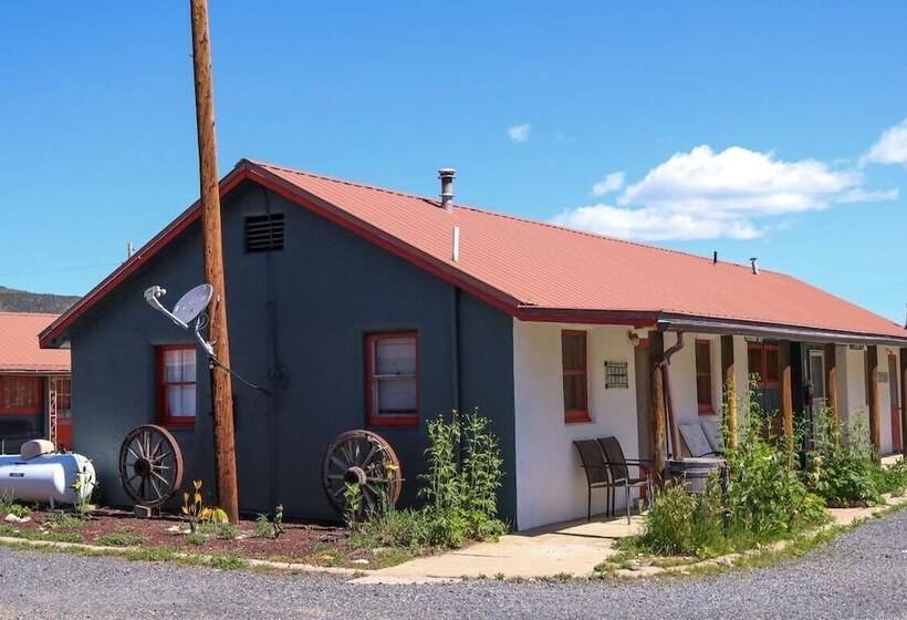 Motel Hikers Cimarron Inn & Rv Park