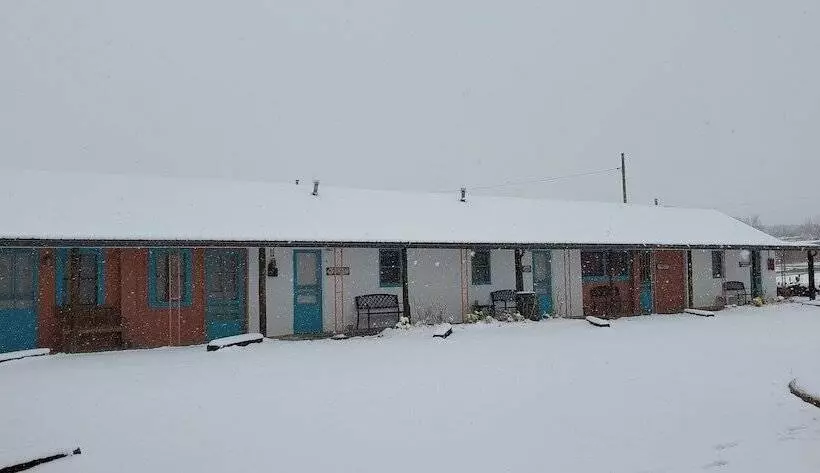 Motelli Hikers Cimarron Inn & Rv Park