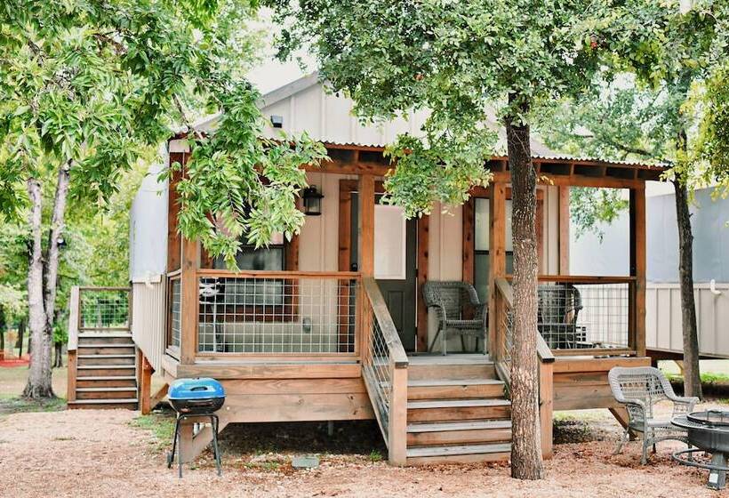 16 Son S Geronimo   Birdhouse Cabin