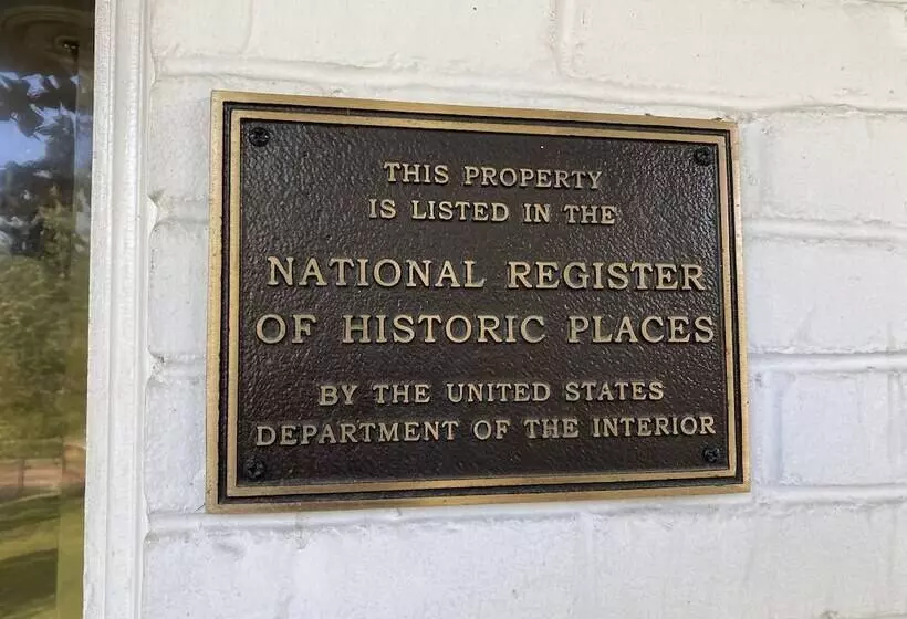 Aamiaismajoitus (B&B) The King S Daughters B And B On The Bluff Overlooking The Mighty Mississippi
