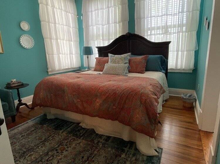 Bed and Breakfast The King S Daughters B And B On The Bluff Overlooking The Mighty Mississippi