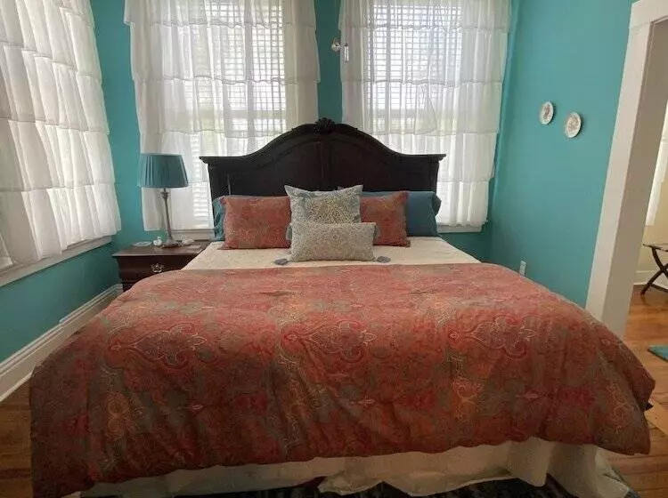 Aamiaismajoitus (B&B) The King S Daughters B And B On The Bluff Overlooking The Mighty Mississippi