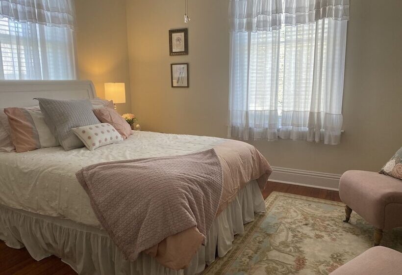 Bed and Breakfast The King S Daughters B And B On The Bluff Overlooking The Mighty Mississippi