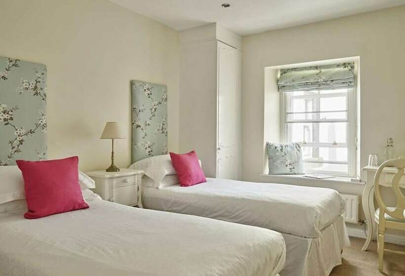 فندق The Tennants Arms