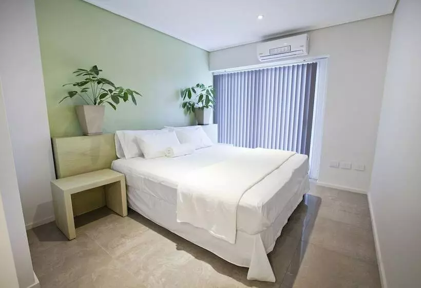 Le Montreal Apartments