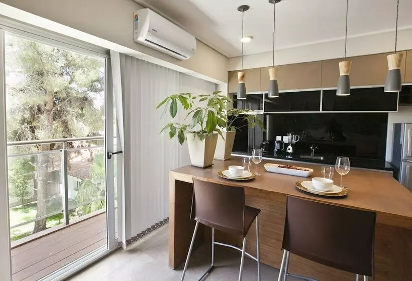 Le Montreal Apartments