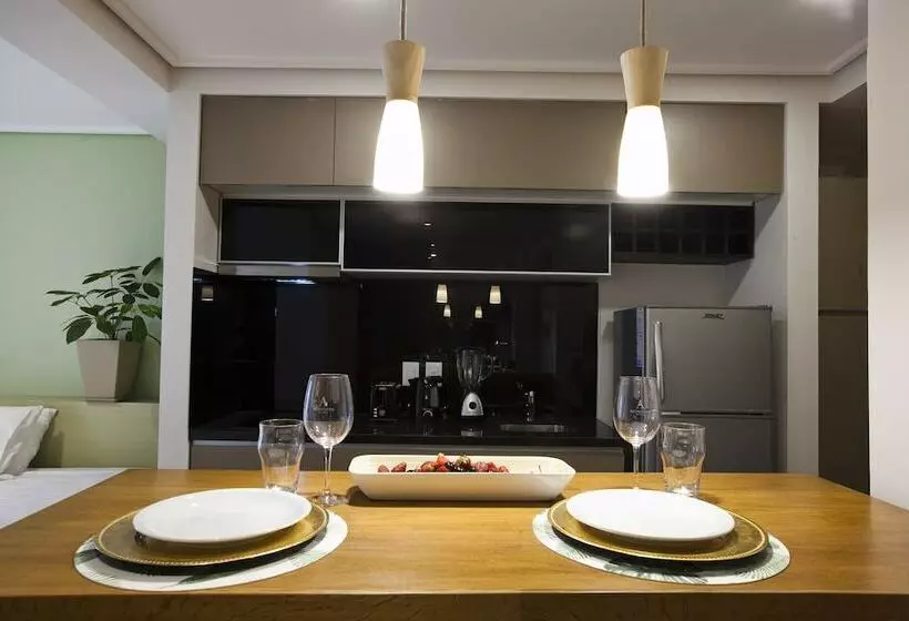 Le Montreal Apartments